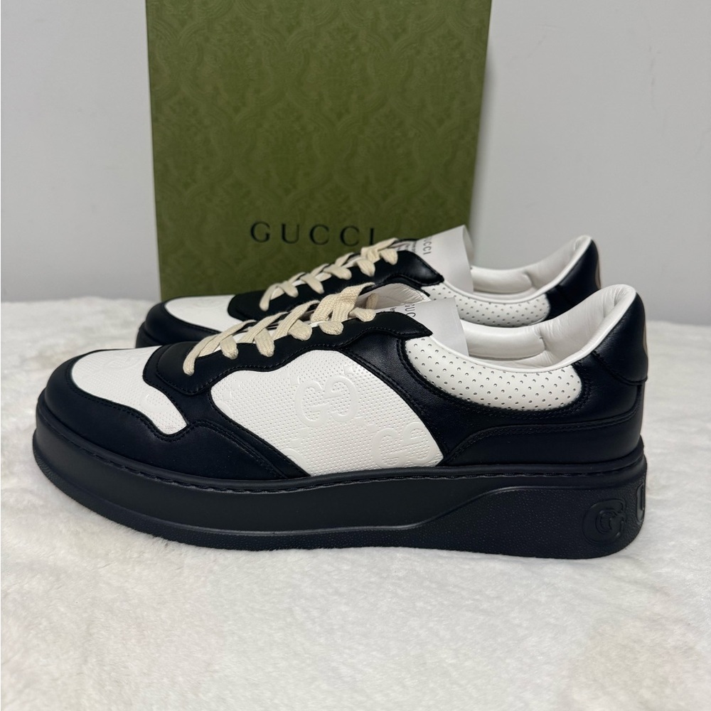 Gucci Men’s Black & White Platform Leather Sneakers - Picture 2 of 8